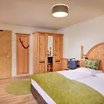 מלון Hotel Sonnblick, Kaprun, Salzburg - Inklusive Sommerkarte קפרון