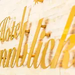 Hotel Sonnblick, Kaprun, Salzburg - Inklusive Sommerkarte 4* קפרון