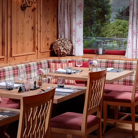 Hotel Sonnblick Kaprun, Salzburg - Including Summer Card 4* Kaprun