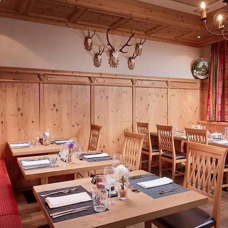 Hotell Sonnblick Kaprun, Salzburg - Including Summer Card