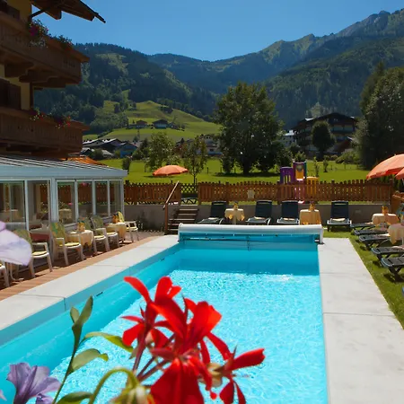 Hotel Sonnblick Kaprun, Salzburg - Including Summer Card Kaprun