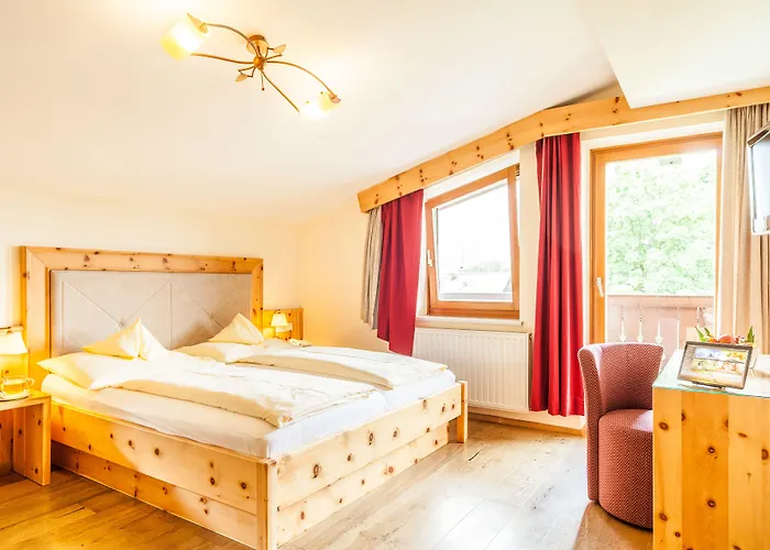 Hotel Sonnblick, Kaprun, Salzburg - Inklusive Sommerkarte Otel 4*