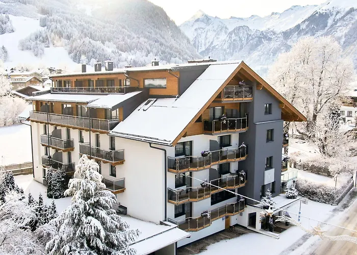 Otel Hotel Sonnblick, Kaprun, Salzburg - Inklusive Sommerkarte Kaprun